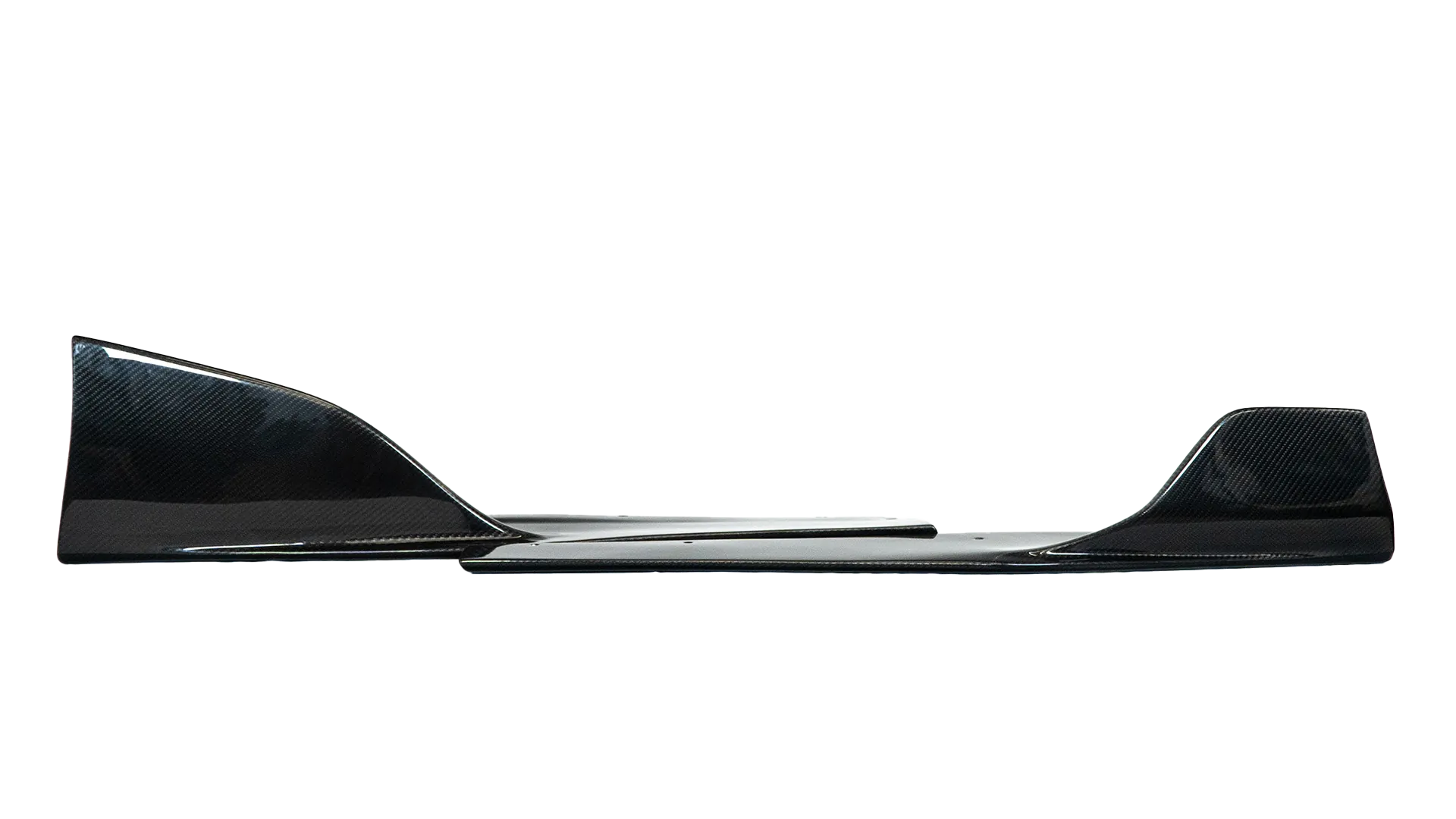 Full profile of the carbon fiber side skirt with its sculpted winglets