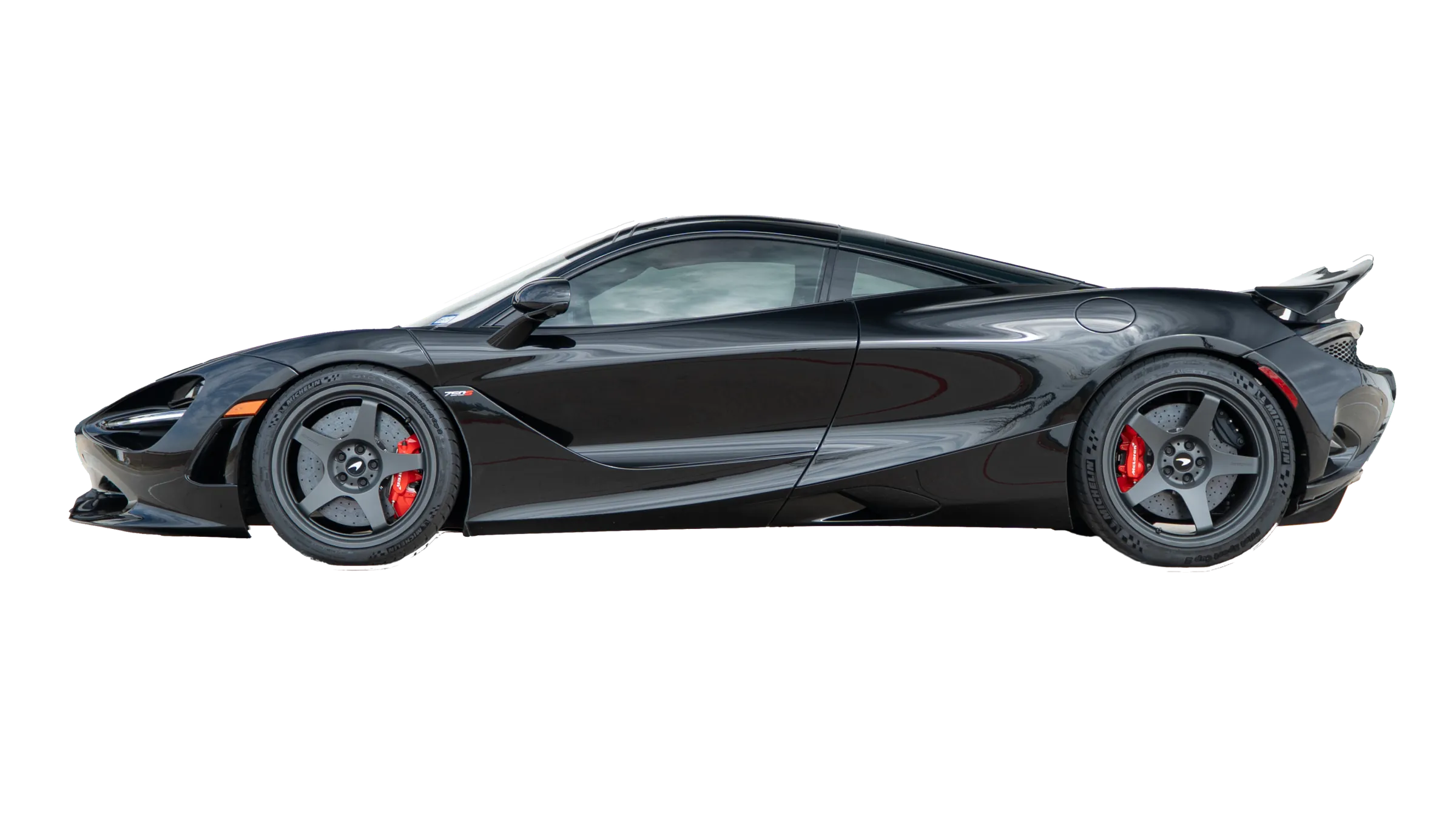 McLaren 750S lowered 15 millimetres