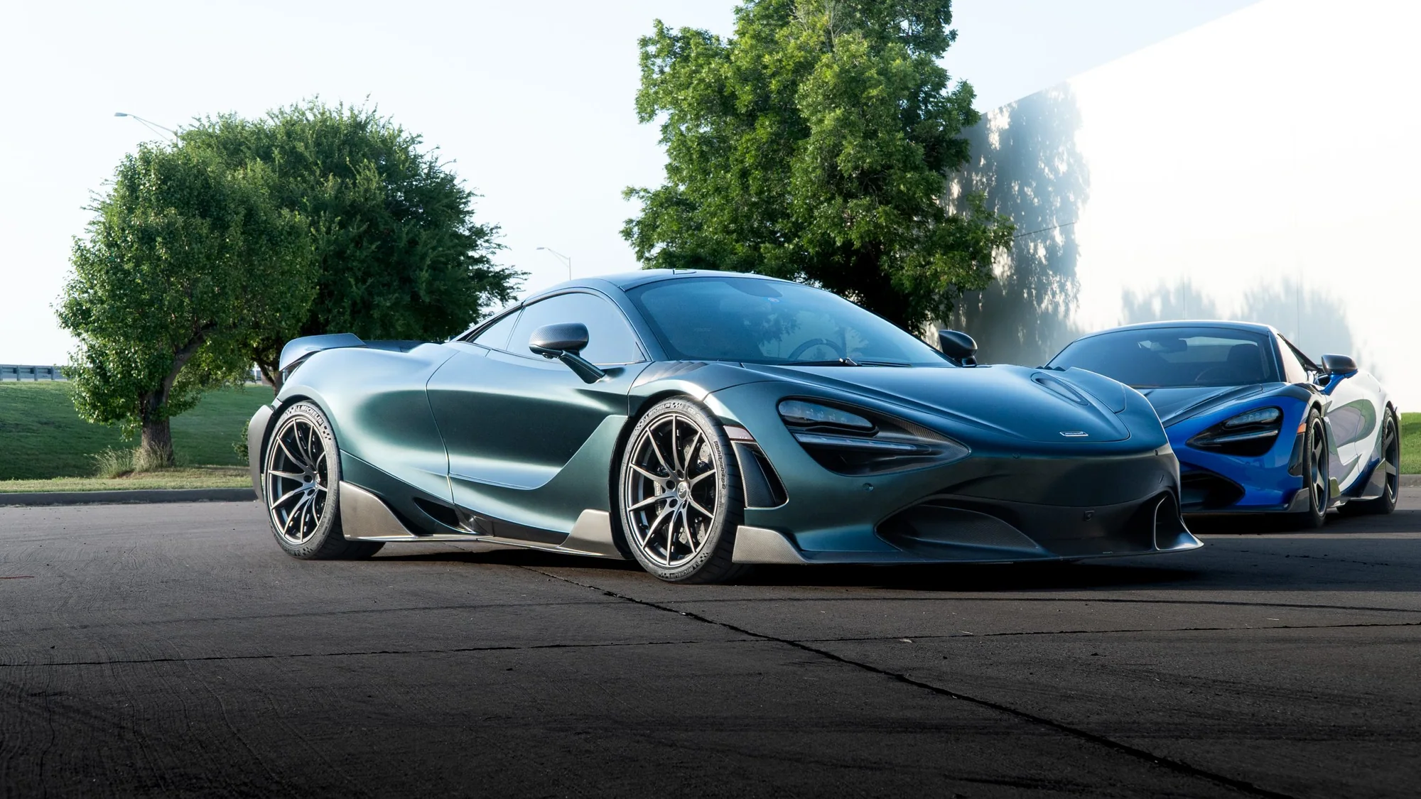 McLaren 720S front three-quarter on MMCW3 wheels