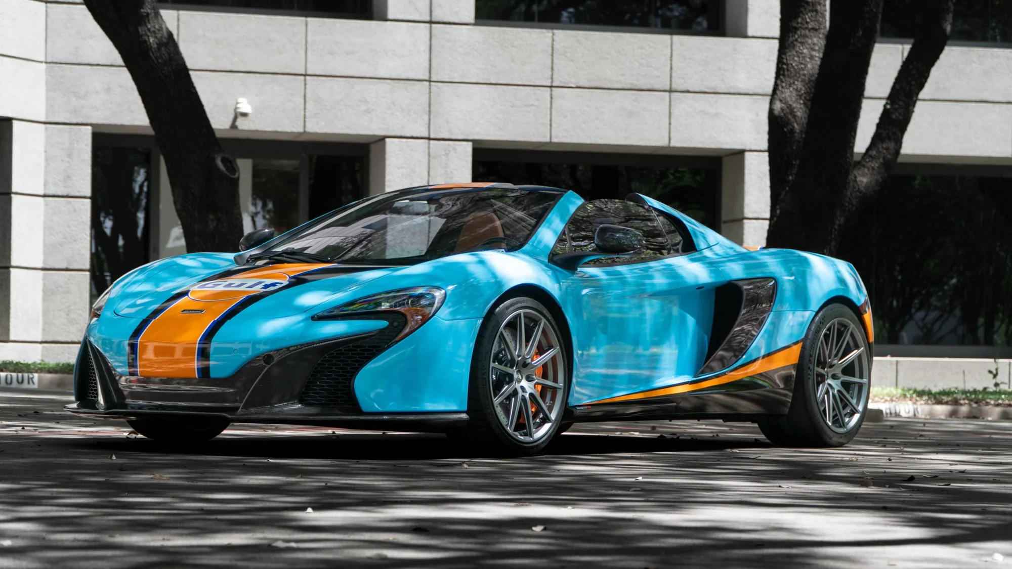 McLaren 650S Spider front three-quarter on MMCW1 wheels