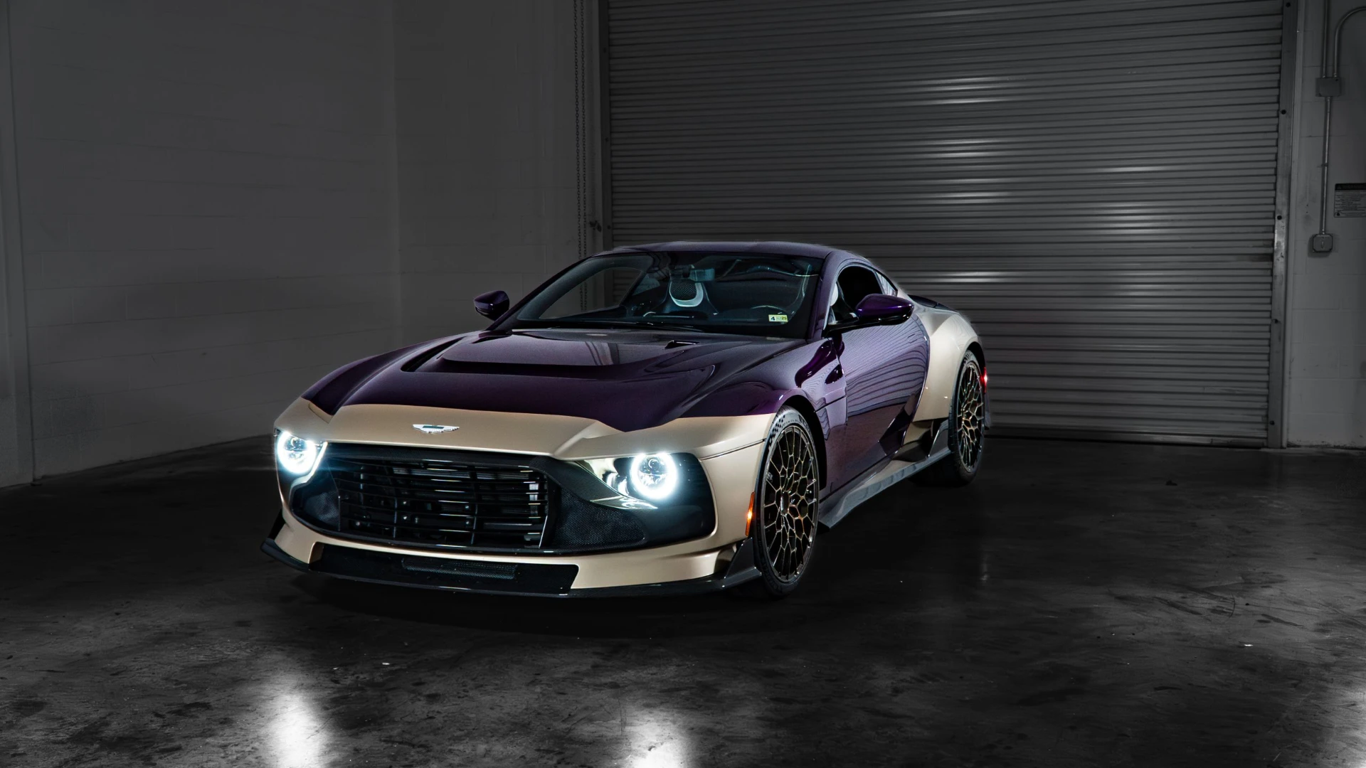 Aston Martin Valour, 1-Year Service