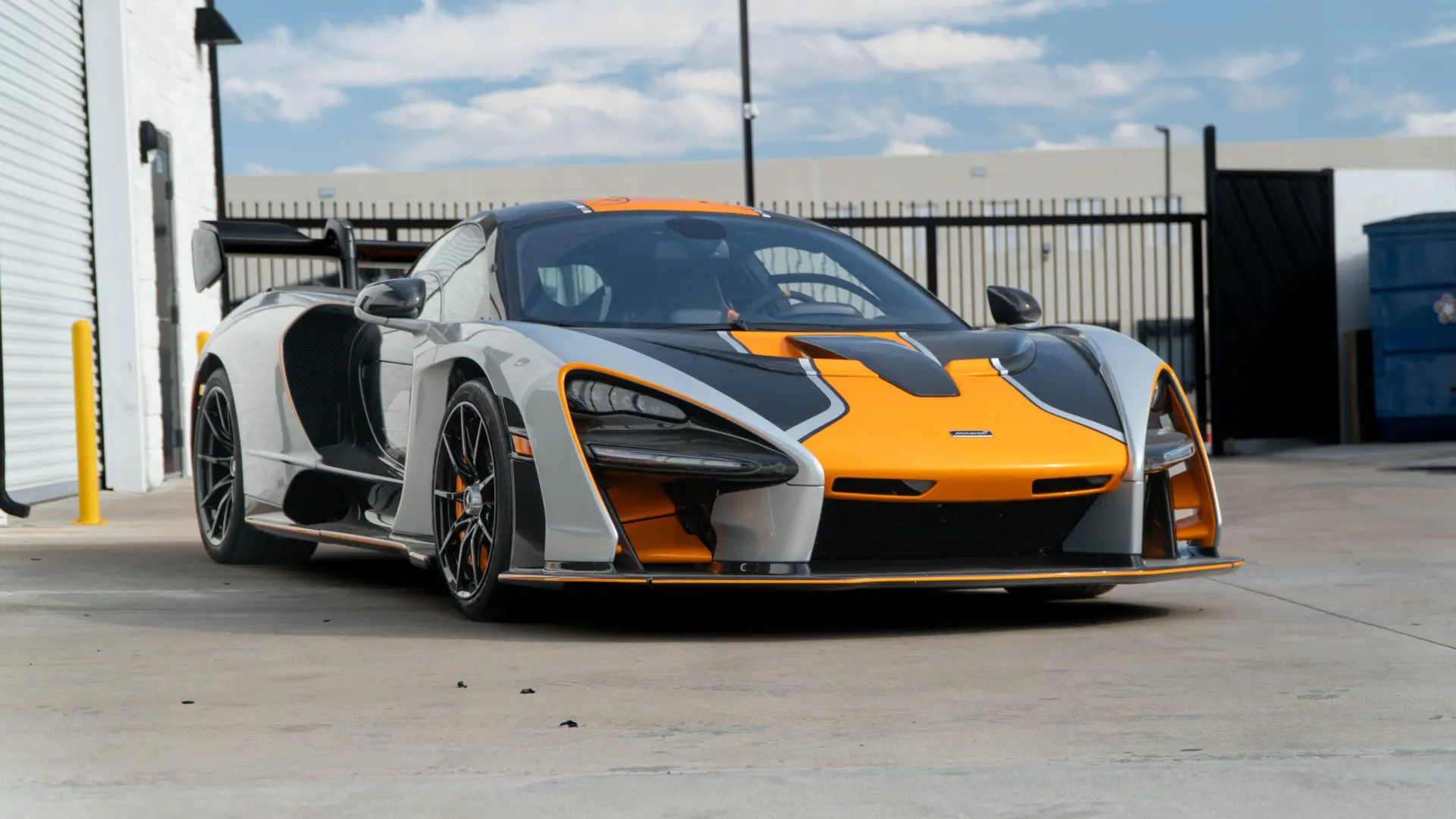McLaren Senna viewed from the front