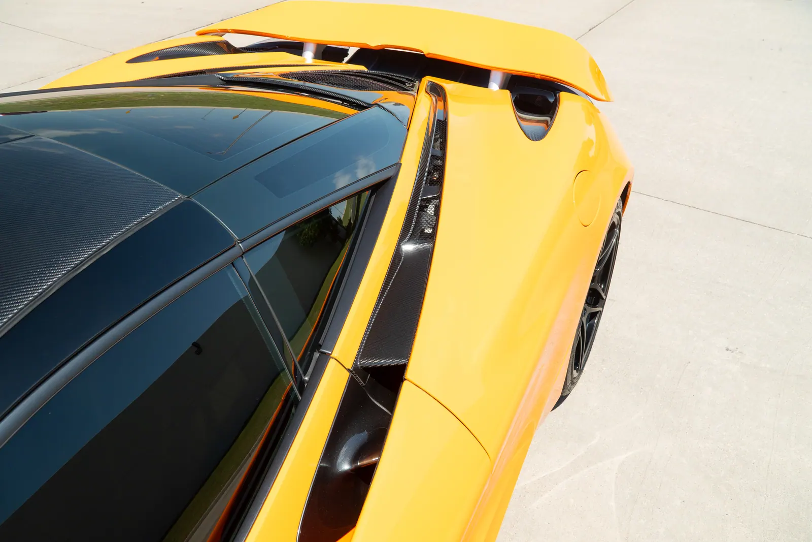 2019 McLaren 720S Coupe in Papaya Spark, photo 20