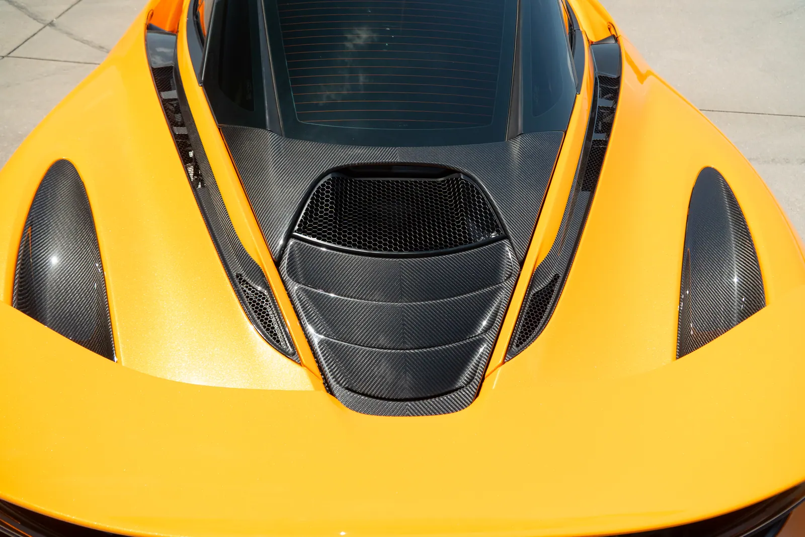 2019 McLaren 720S Coupe in Papaya Spark, photo 24