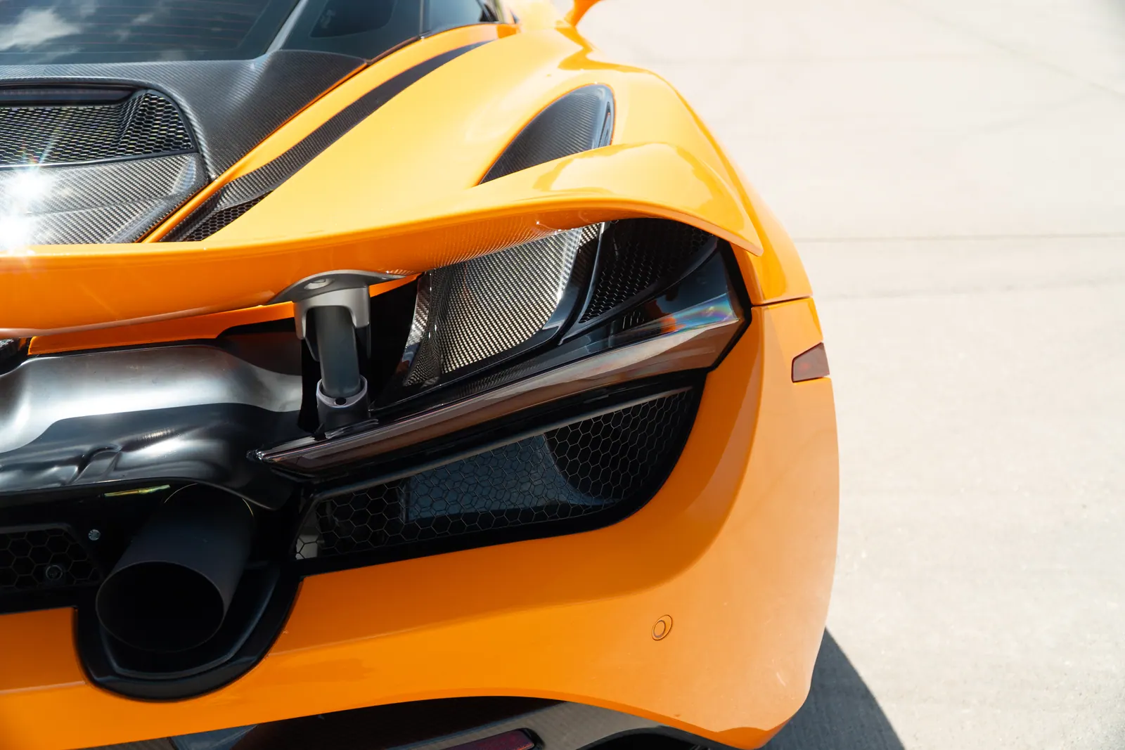 2019 McLaren 720S Coupe in Papaya Spark, photo 28