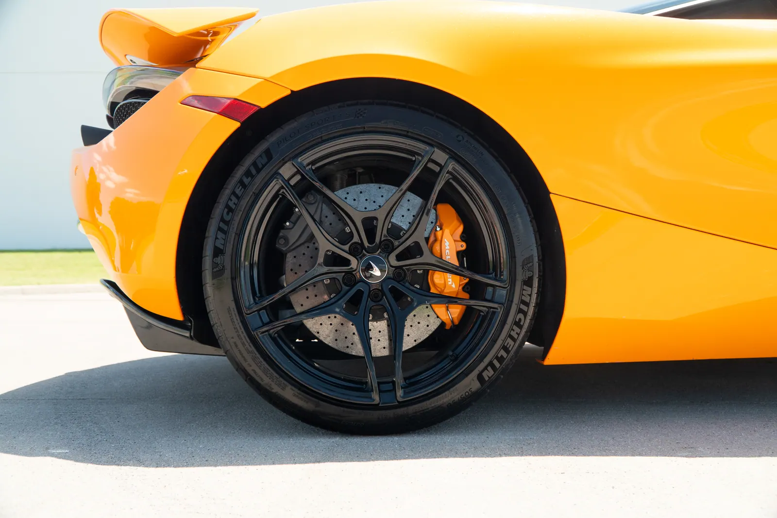 2019 McLaren 720S Coupe in Papaya Spark, photo 29