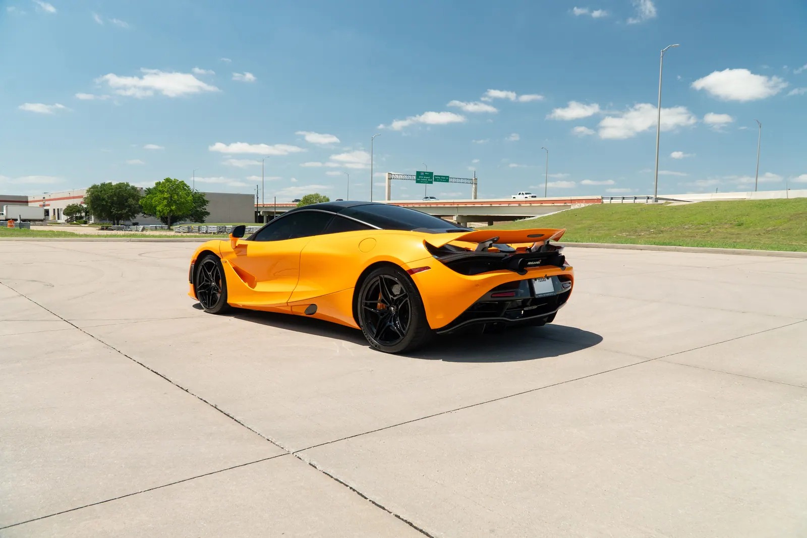 2019 McLaren 720S Coupe in Papaya Spark, photo 34