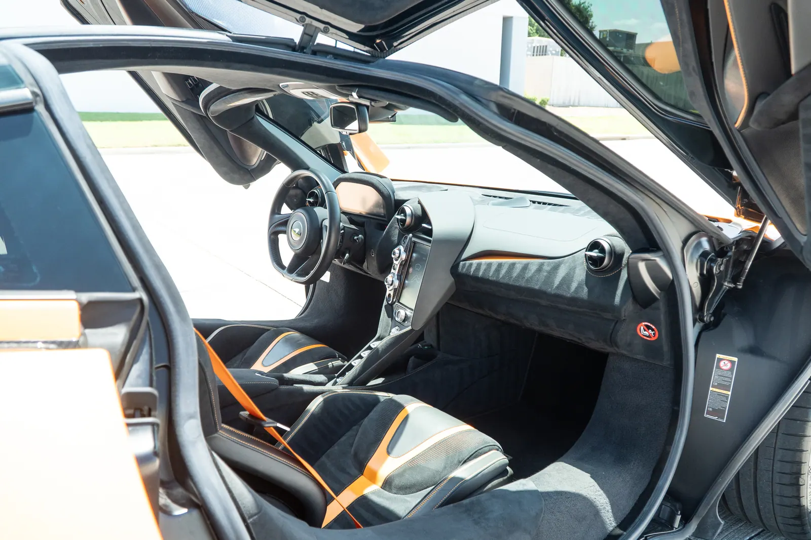 2019 McLaren 720S Coupe in Papaya Spark, photo 57