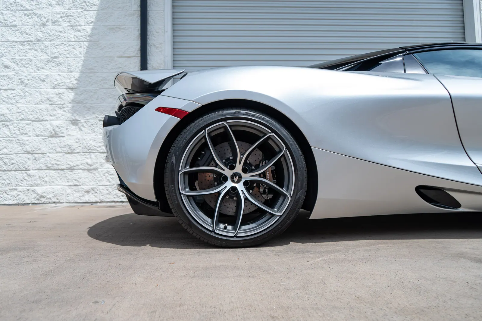 2021 McLaren 720S Spider in Supernova Silver, photo 13