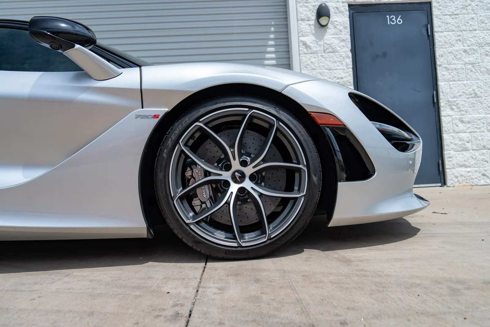 2021 McLaren 720S Spider in Supernova Silver, photo 14