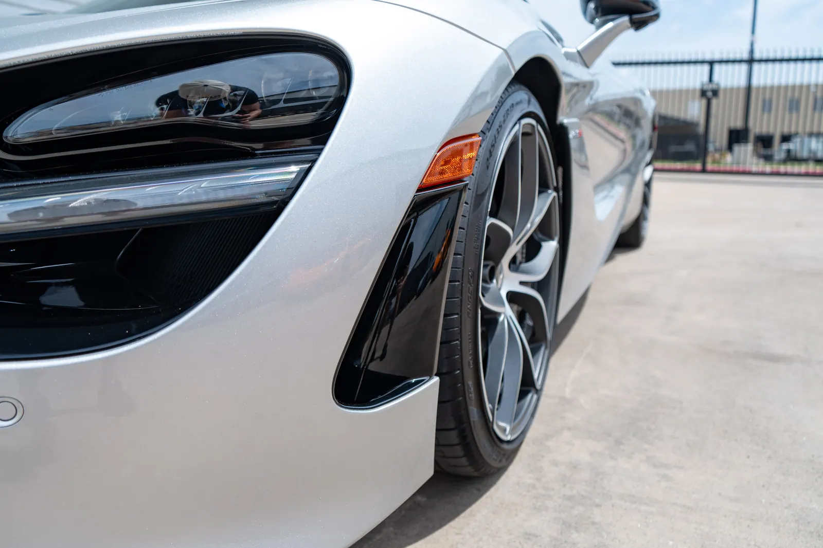 2021 McLaren 720S Spider in Supernova Silver, photo 26