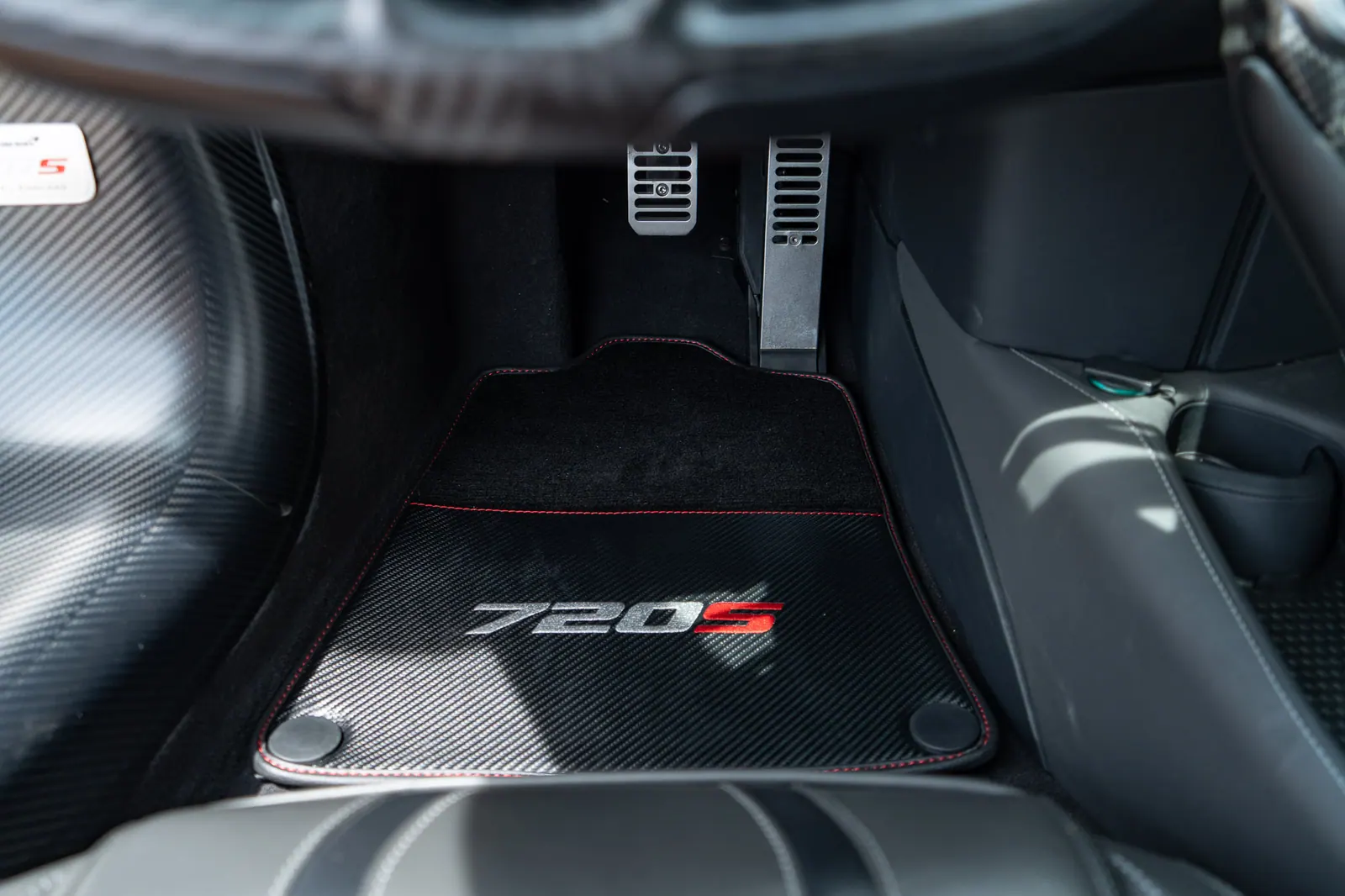 2021 McLaren 720S Spider in Supernova Silver, photo 36
