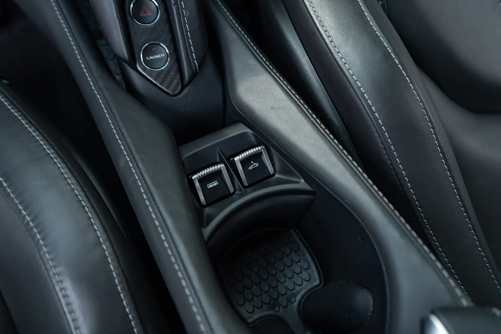 2021 McLaren 720S Spider in Supernova Silver, photo 40