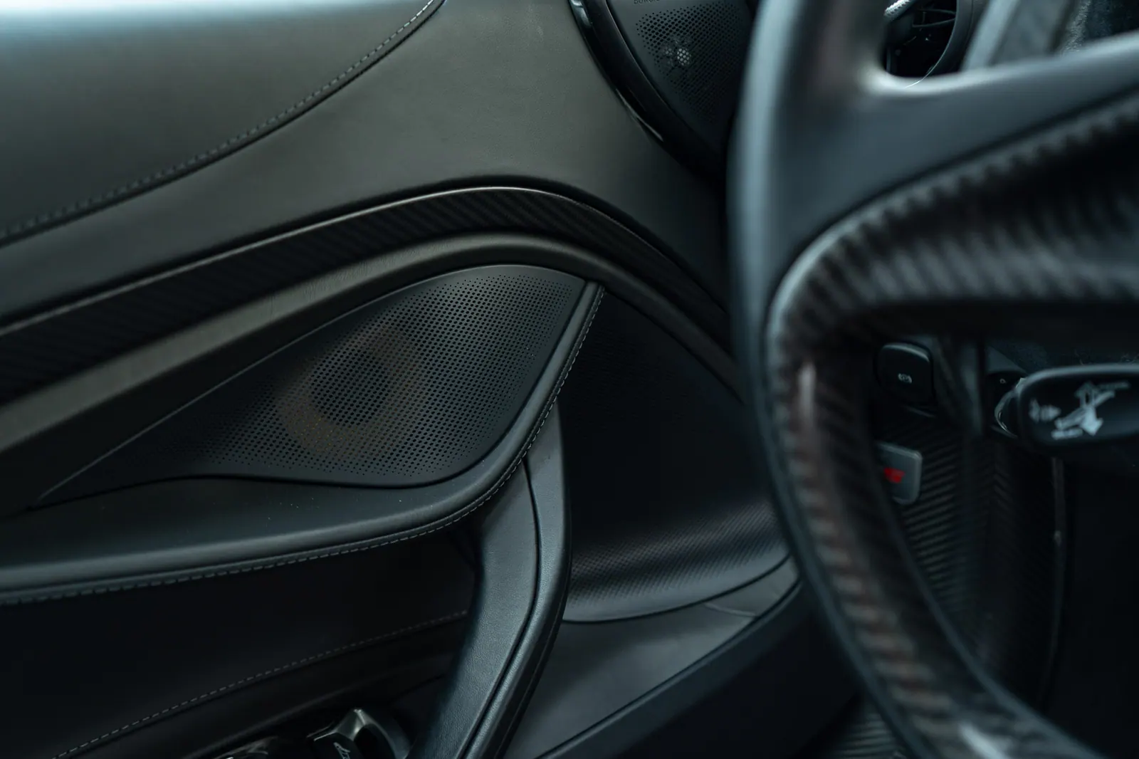 2021 McLaren 720S Spider in Supernova Silver, photo 46